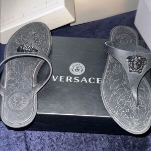 Versace Black Medusa women’s Flip Flops